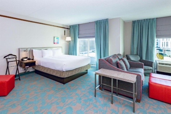 Hilton Garden Inn Asheville Downtown image 23